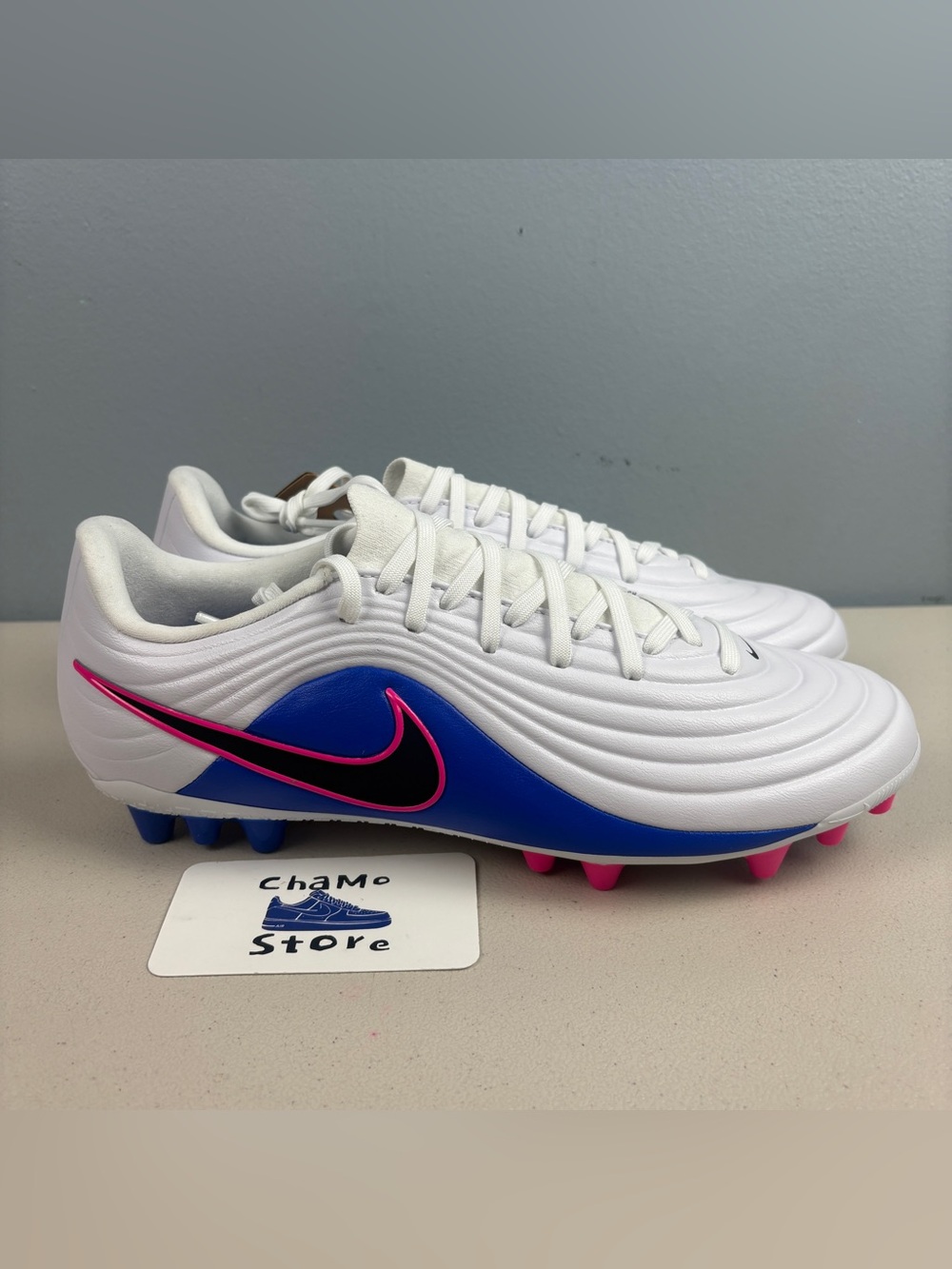 Nike Tiempo Maestro Abrasion Resistant Soccer Shoes Men Sz 8 Fit Woman’s Sz 9.5